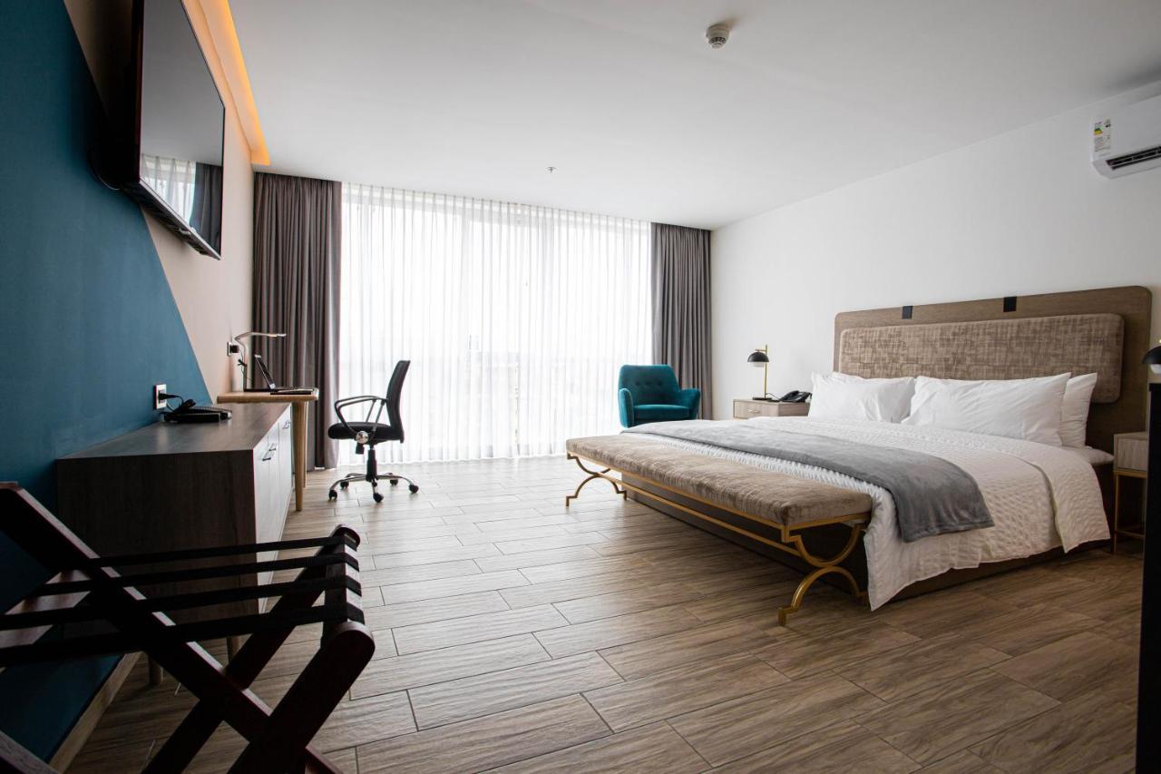 Hotel Puerto Pacifico Guayaquil Airport Kültér fotó